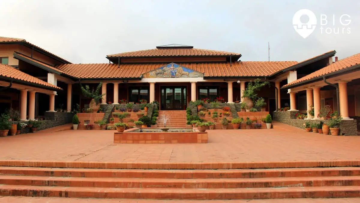 Domus aureus Viminacium bigtours