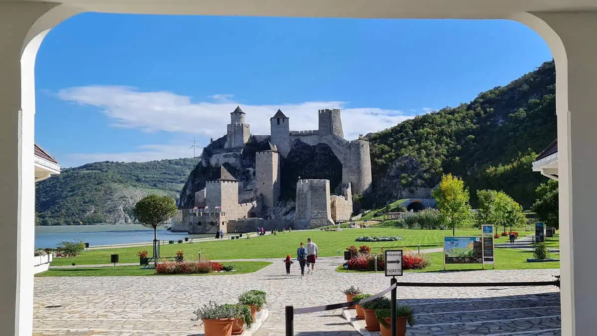 Golubac fortress tour bigtours
